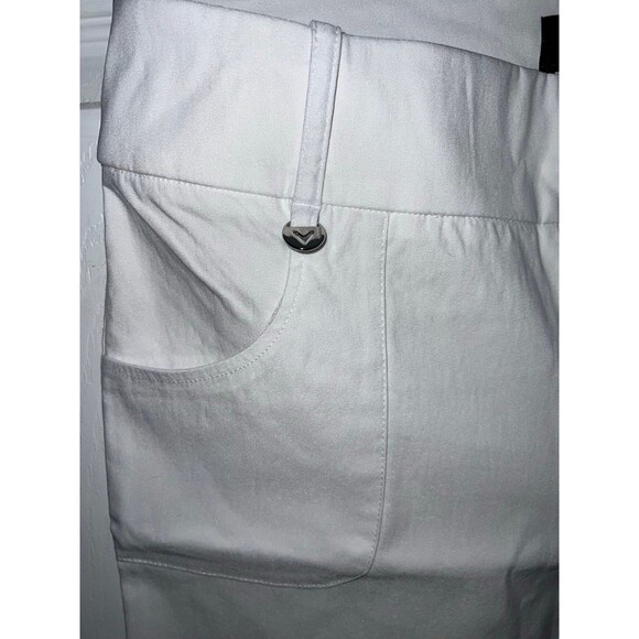 Callaway women's flex fabric white golf pull on shorts with pockets - Picture 4 of 7